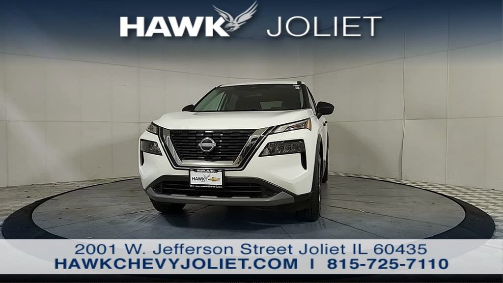 Used 2023 Nissan Rogue S FWD image 3