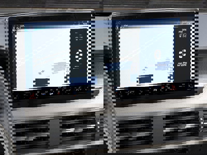 New 2026 Lincoln Corsair Premiere image 14