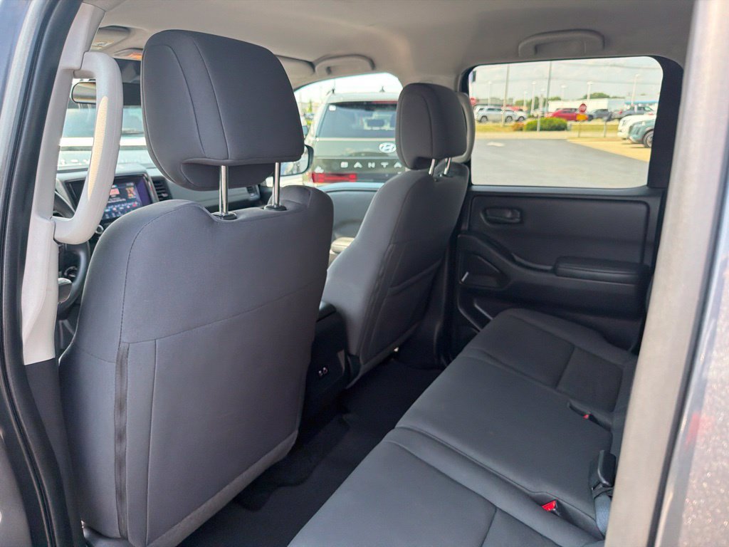 Used 2023 Nissan Frontier S w/ Technology Package AWD/4WD image 17