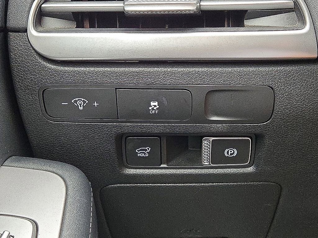 Used 2025 Hyundai Palisade SEL FWD image 25