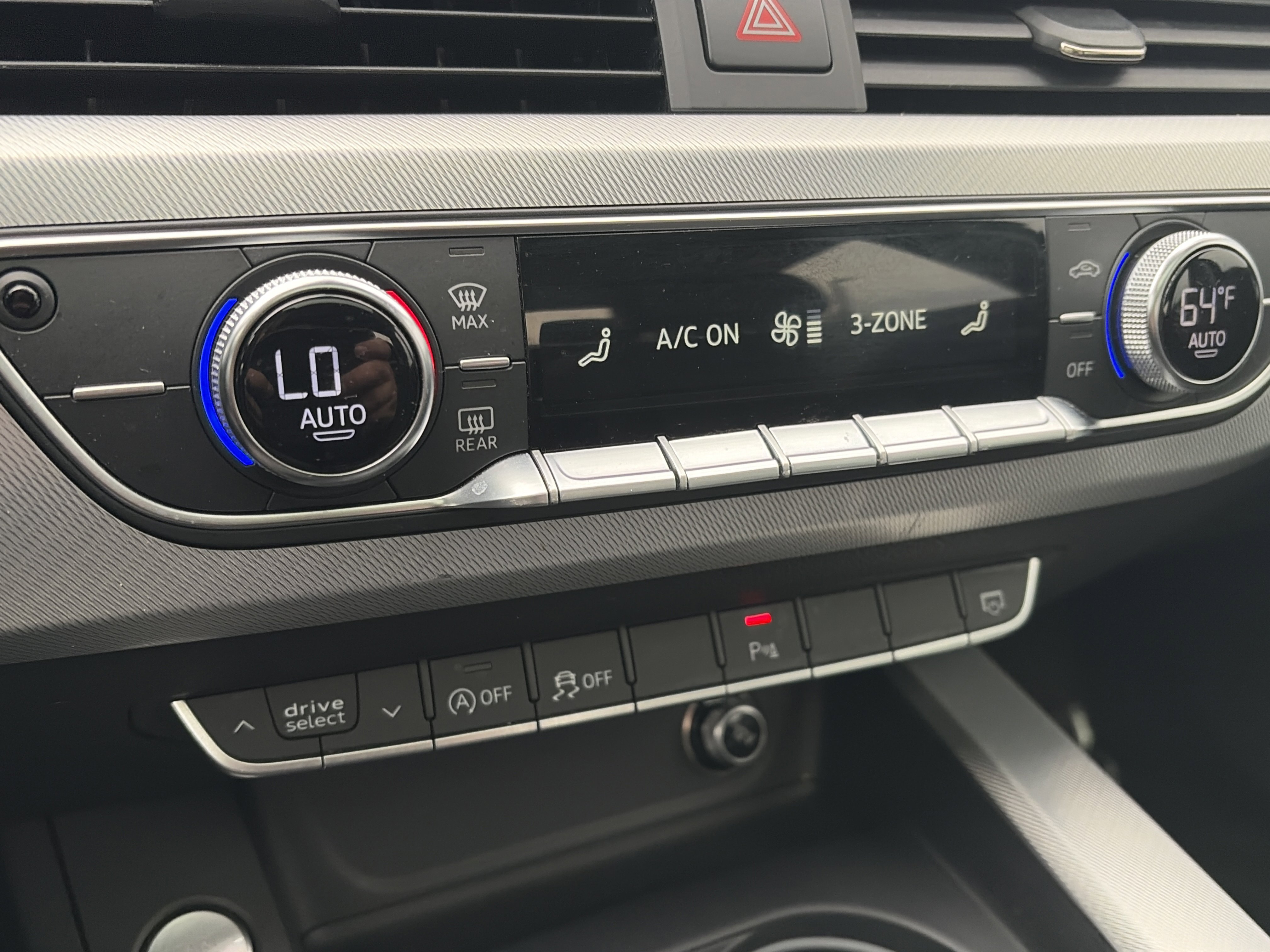 Used 2017 Audi A4 2.0T Premium FWD image 24