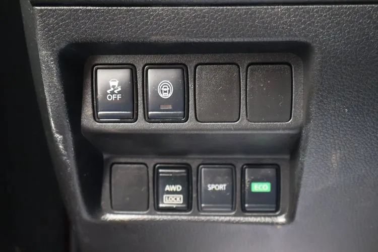 Used 2020 Nissan Rogue Sport S AWD/4WD image 20