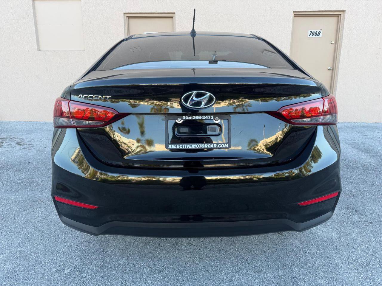 Used 2019 Hyundai Accent SE FWD image 6