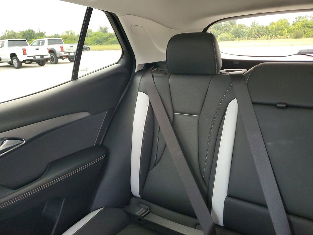 Used 2025 Buick Envision Sport Touring image 12