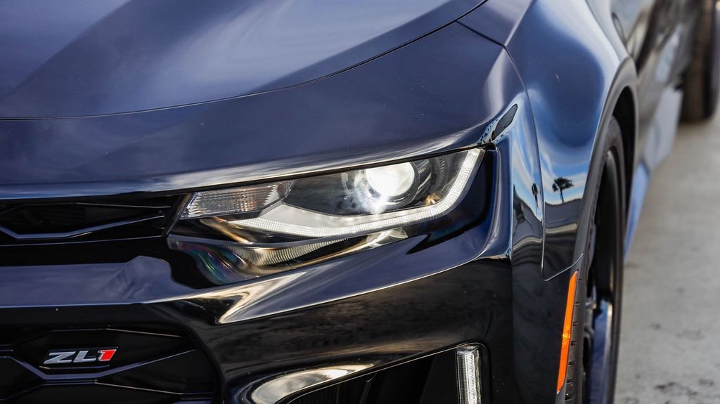 Used 2020 Chevrolet Camaro ZL1 image 5