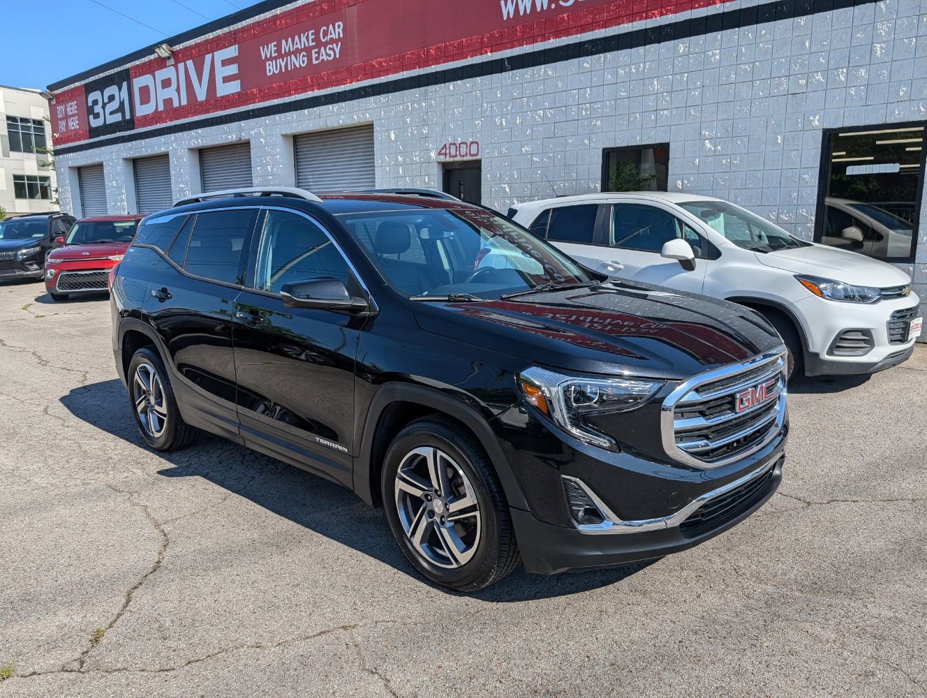 Used 2019 GMC Terrain SLT w/ Preferred Package image 4