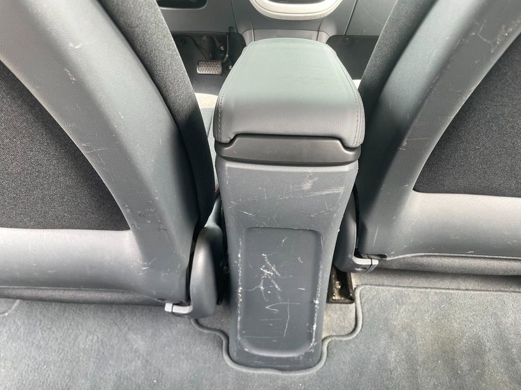 Used 2020 Chevrolet Bolt LT image 27