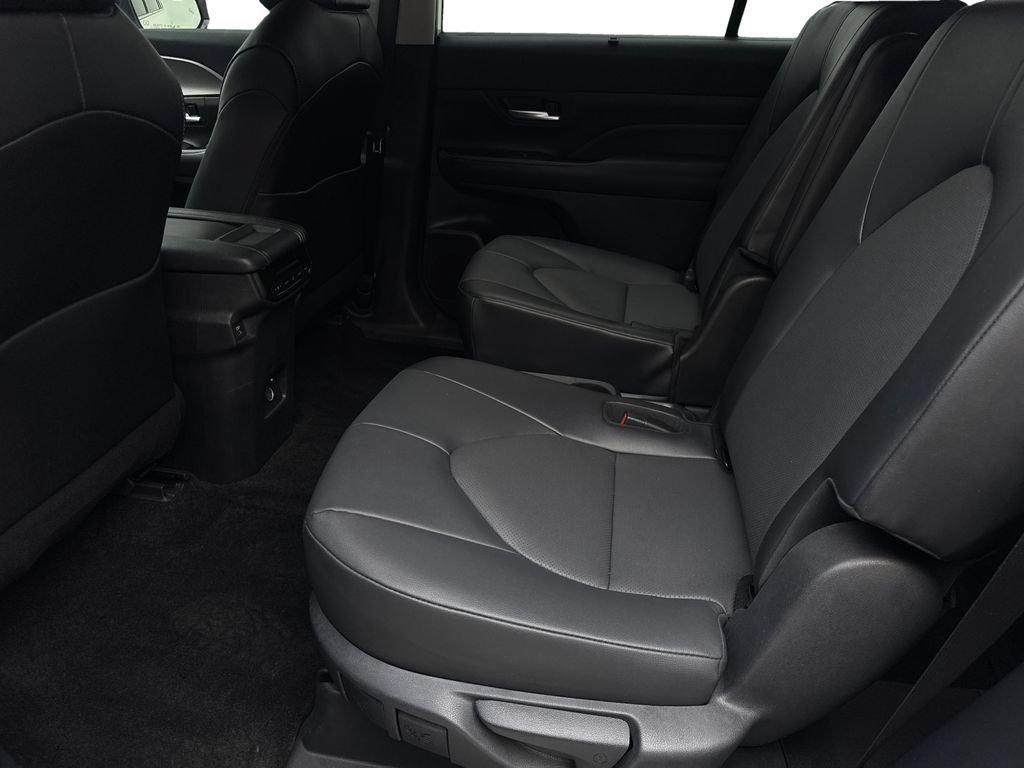 Used 2024 Toyota Grand Highlander FWD image 33