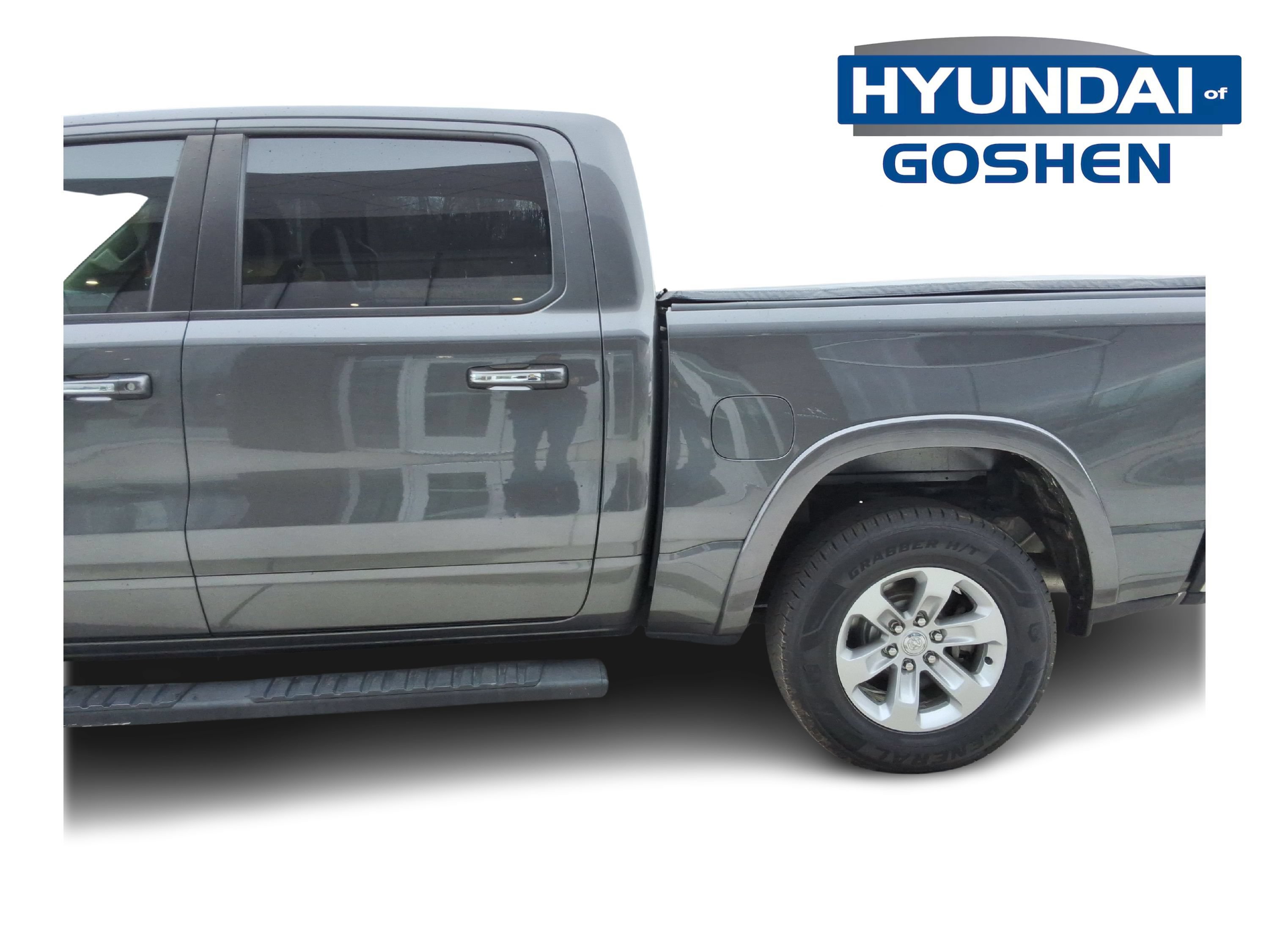 Used 2020 RAM 1500 Laramie AWD/4WD image 6