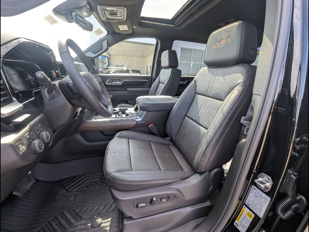 New 2026 Chevrolet Silverado 2500 High Country w/ Midnight Edition image 16