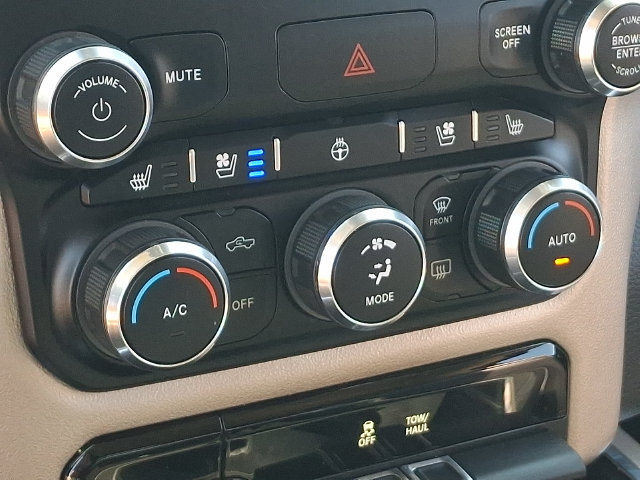 Used 2021 RAM 1500 Laramie AWD/4WD image 14