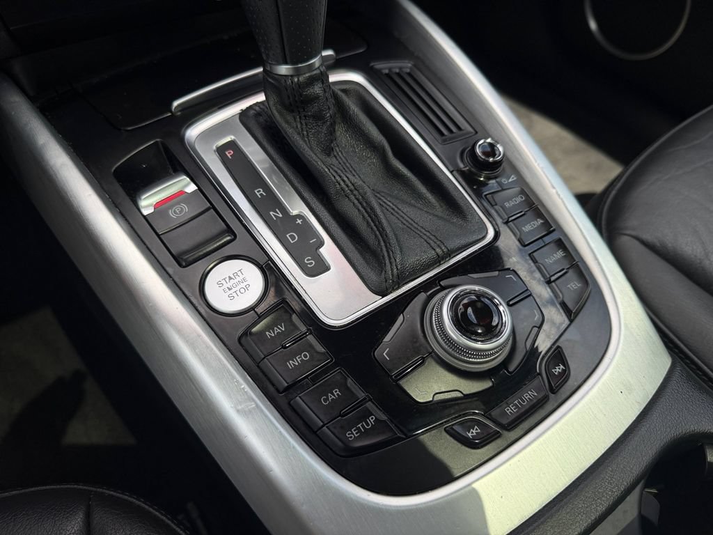 Used 2012 Audi Q5 3.2 Prestige AWD/4WD image 24