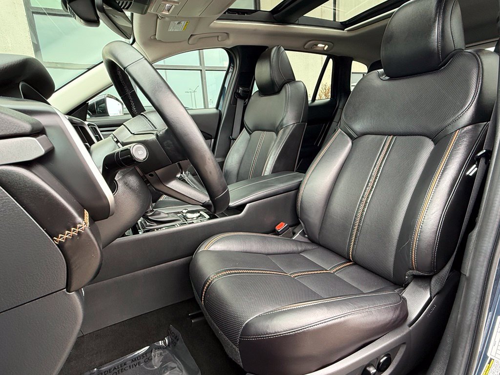 Used 2025 MAZDA CX-50 AWD 2.5 Hybrid w/ Premium Pkg image 12