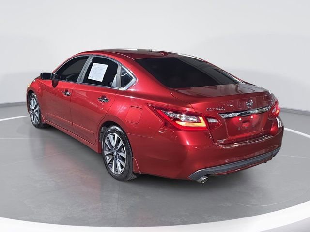 Used 2016 Nissan Altima 2.5 SV image 5
