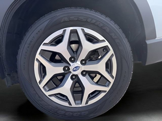Used 2021 Subaru Forester Premium image 9
