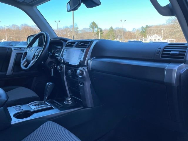 Used 2020 Toyota 4Runner SR5 image 28