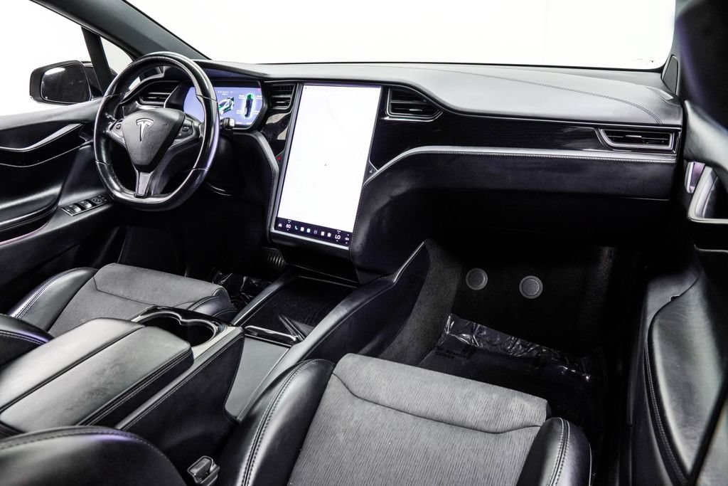 Used 2018 Tesla Model X 75D AWD/4WD image 23