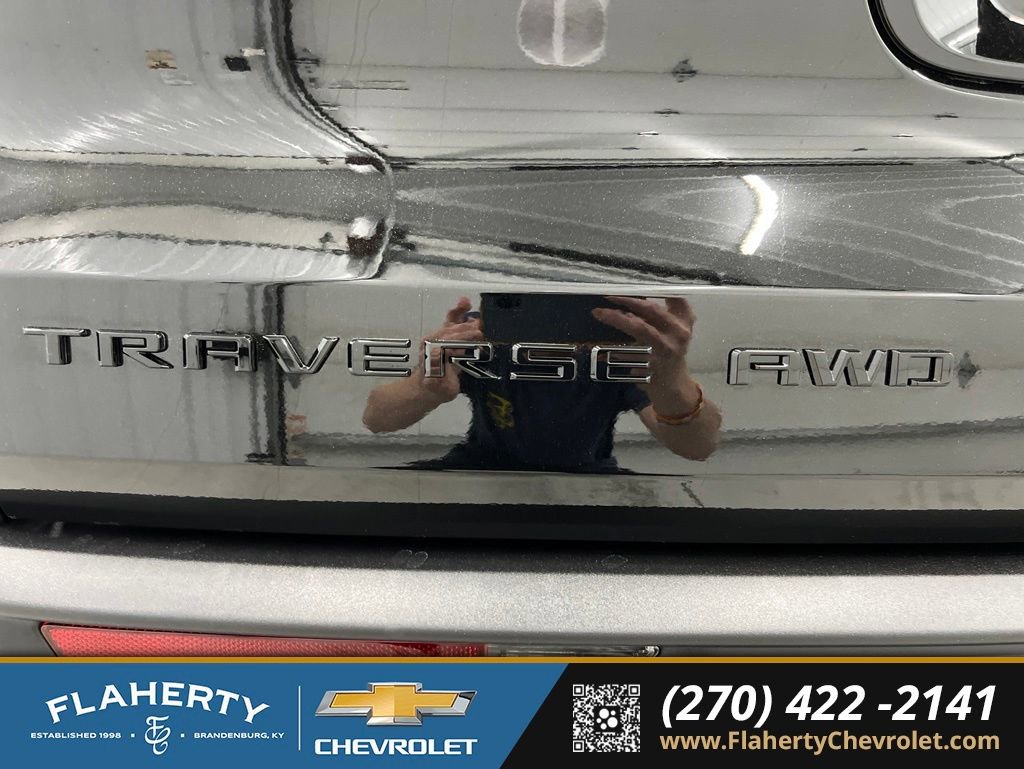 New 2026 Chevrolet Traverse Z71 w/ Driver Confidence Package AWD/4WD image 17