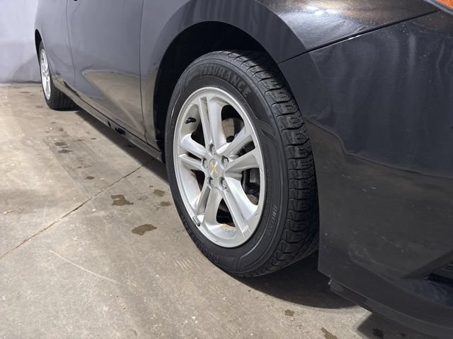 Used 2016 Chevrolet Cruze LT FWD image 14