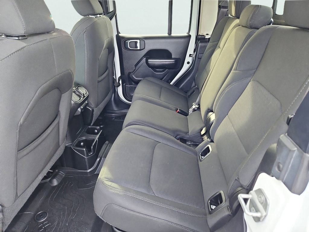 Used 2021 Jeep Gladiator Sport image 30