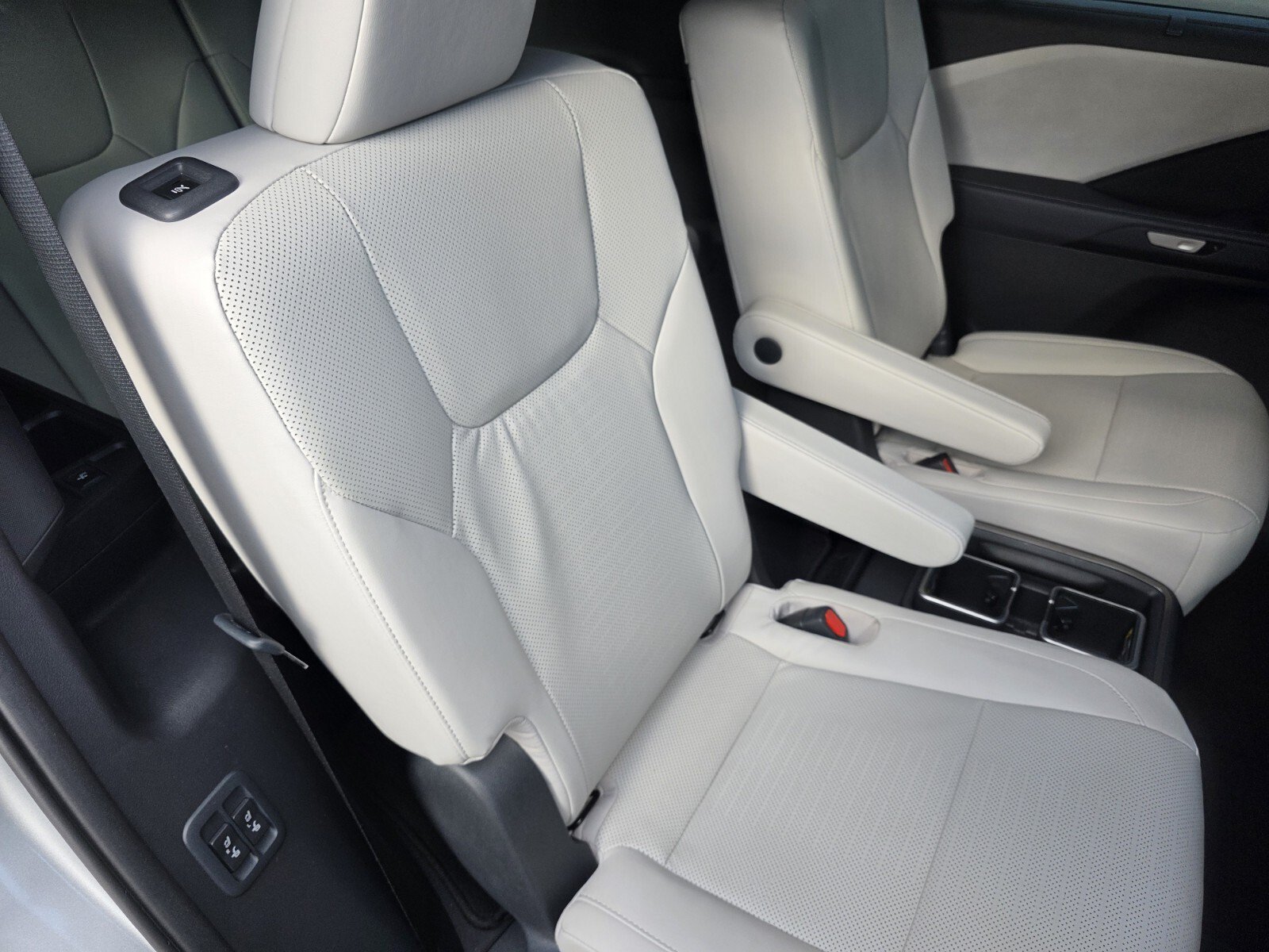 Used 2025 Lexus TX 350 AWD w/ Technology Package image 26