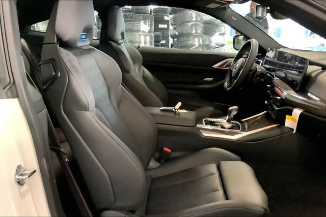 Used 2026 BMW M4 Competition w/ Executive Package RWD image 7
