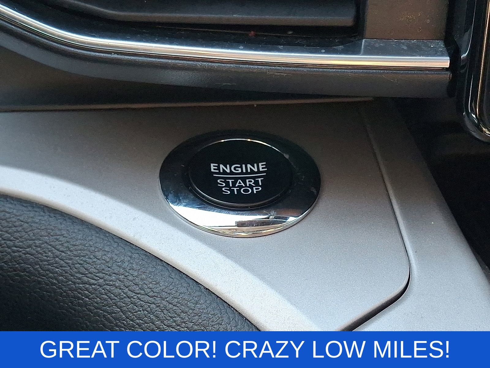 Used 2023 Ford Explorer XLT w/ Equipment Group 202A image 28