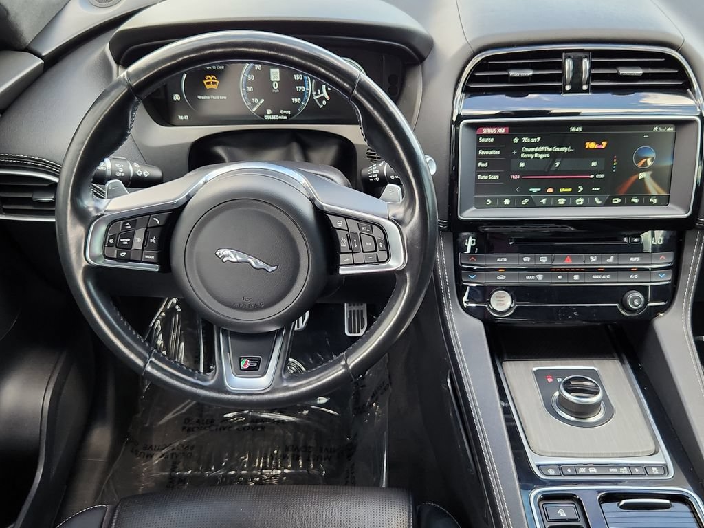 Used 2018 Jaguar F-PACE S AWD/4WD image 3