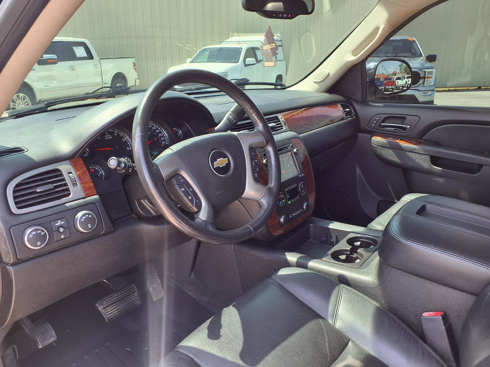 Used 2012 Chevrolet Tahoe LTZ image 14