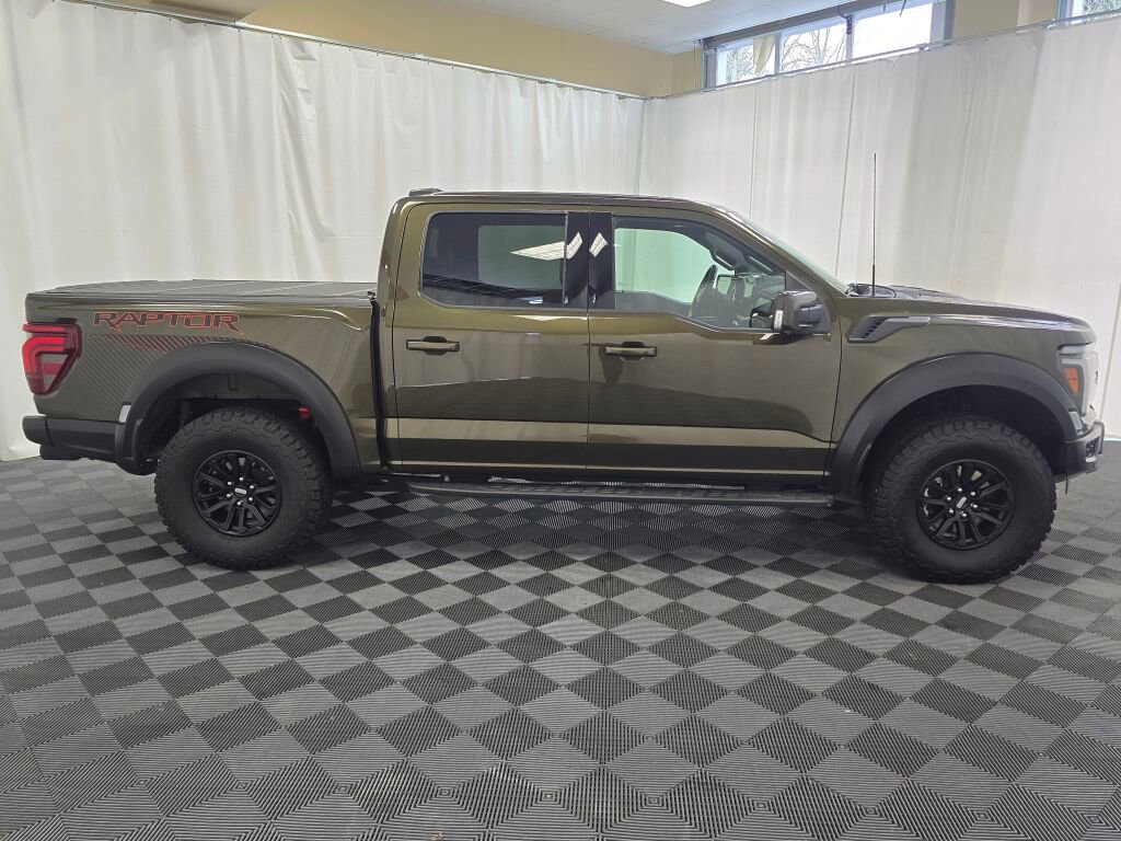 Used 2025 Ford F150 Raptor image 6