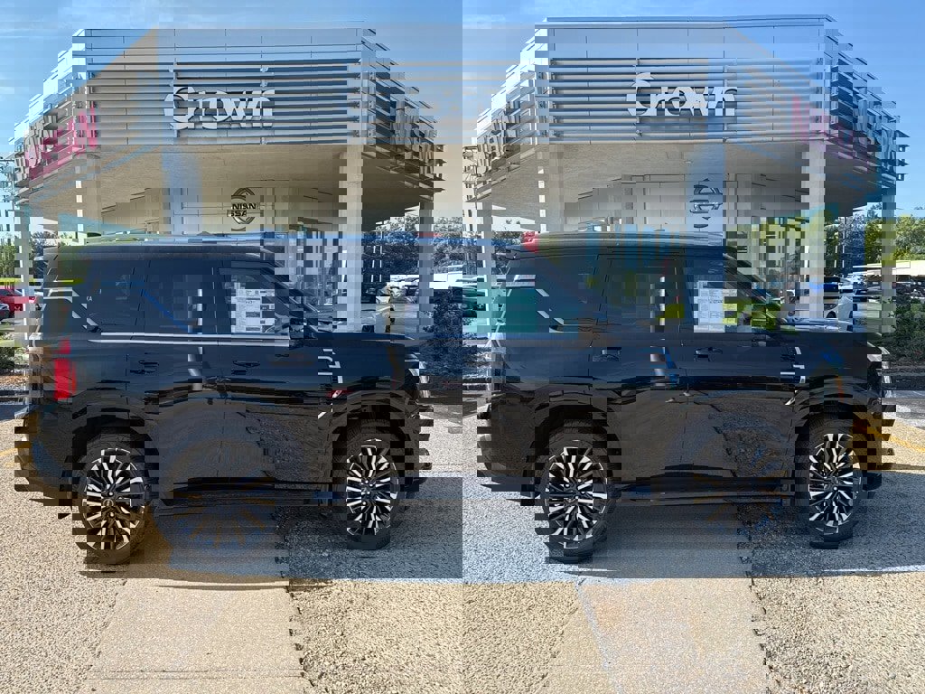 New 2025 Nissan Armada Platinum Reserve image 3