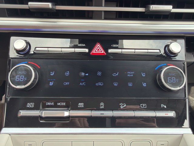 Used 2024 Hyundai Santa Fe Calligraphy AWD/4WD image 45