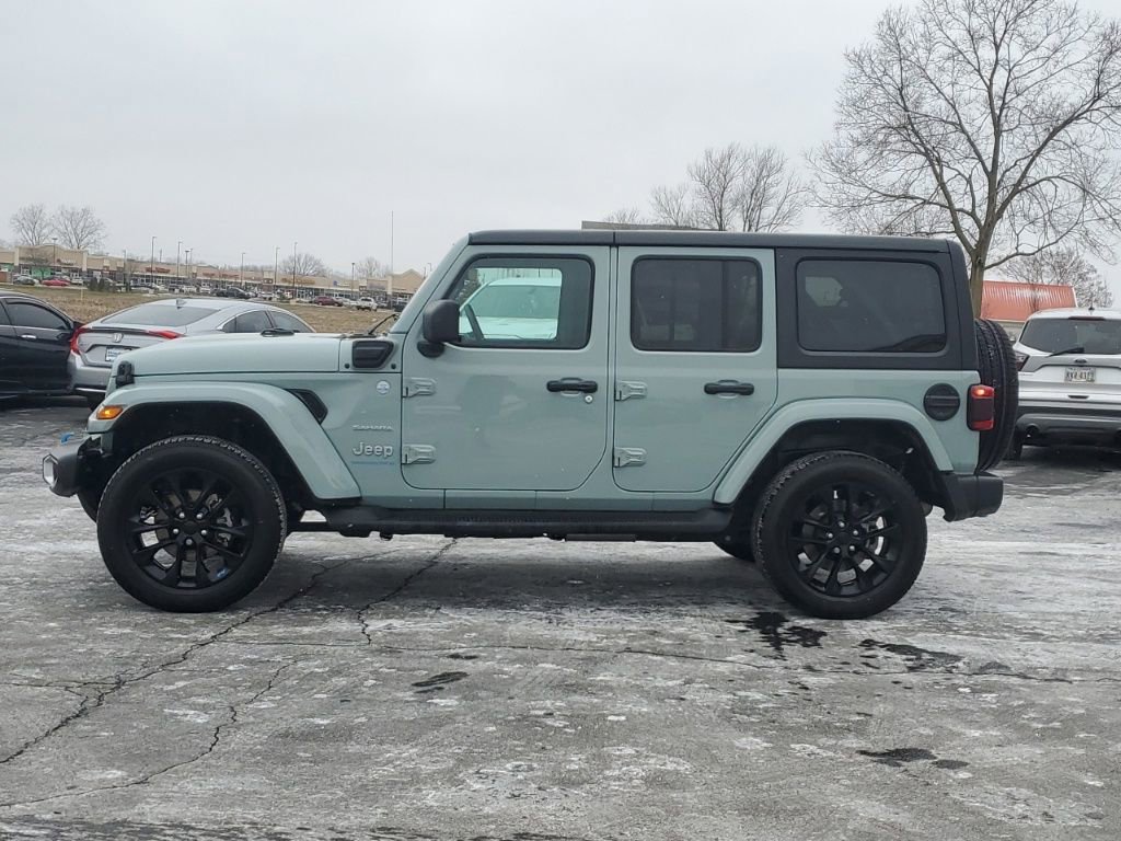 Used 2023 Jeep Wrangler Unlimited Sahara w/ Cold Weather Group image 4