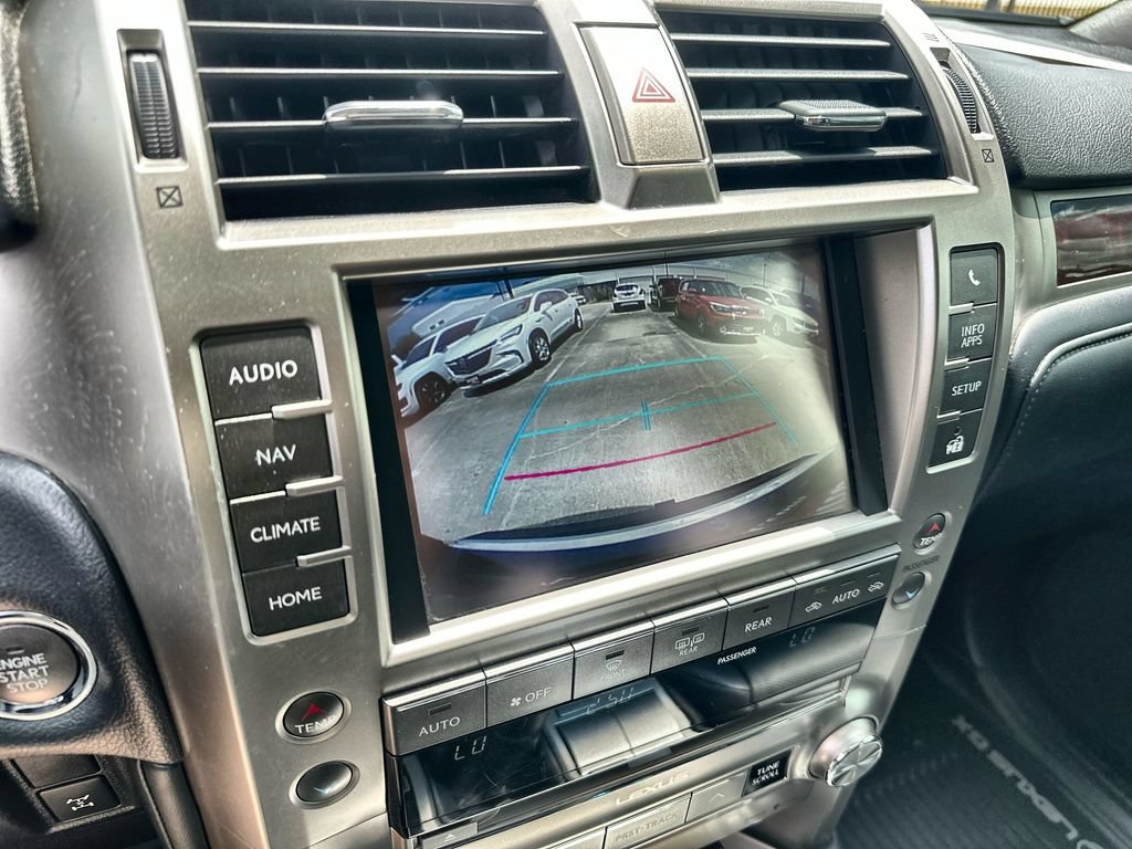 Used 2019 Lexus GX 460 Premium AWD/4WD image 29