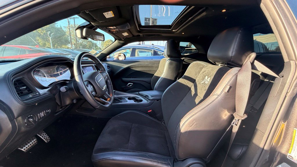 Used 2023 Dodge Challenger R/T Scat Pack RWD image 7