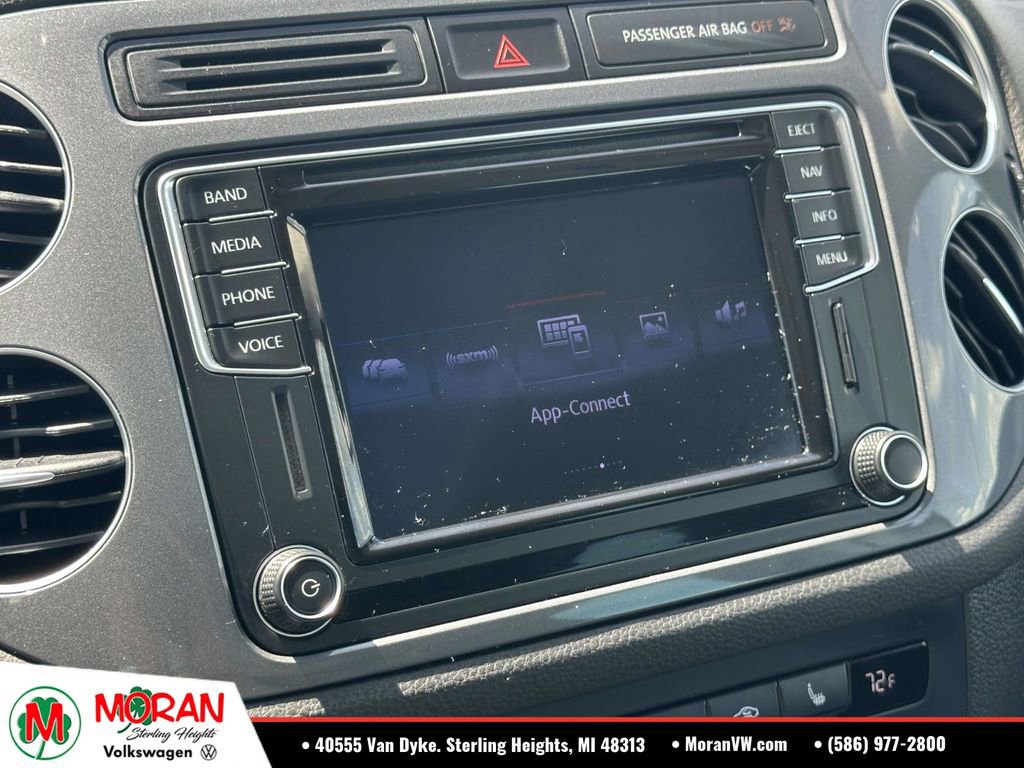 Used 2016 Volkswagen Tiguan SEL FWD image 29