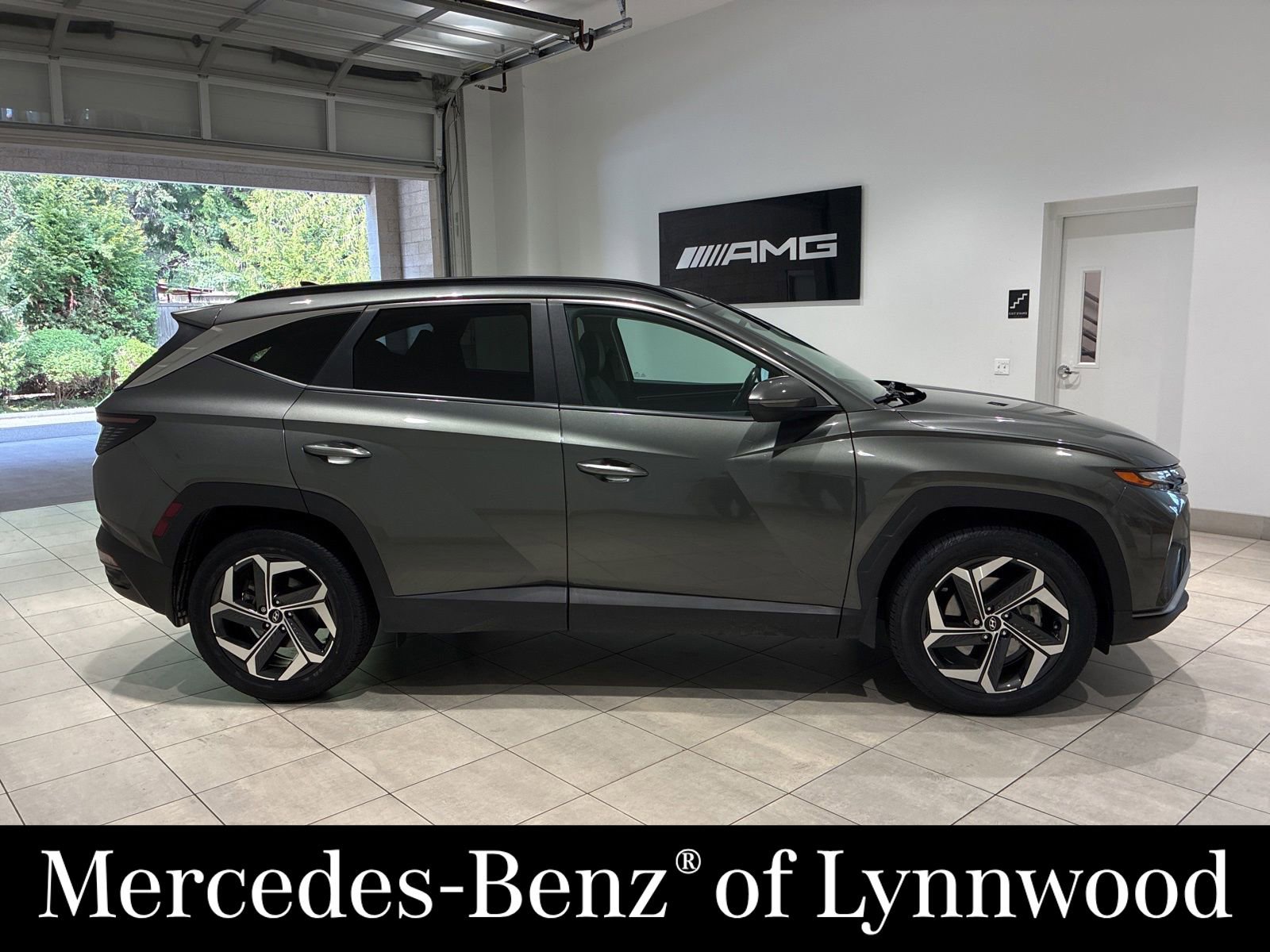 Used 2023 Hyundai Tucson SEL w/ Convenience Package AWD/4WD image 3