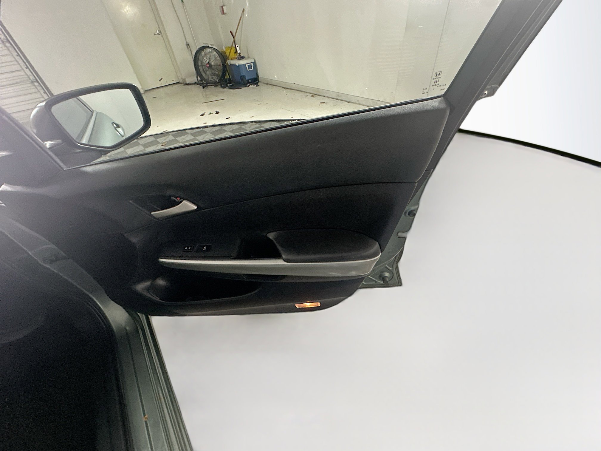 Used 2010 Honda Accord EX image 28