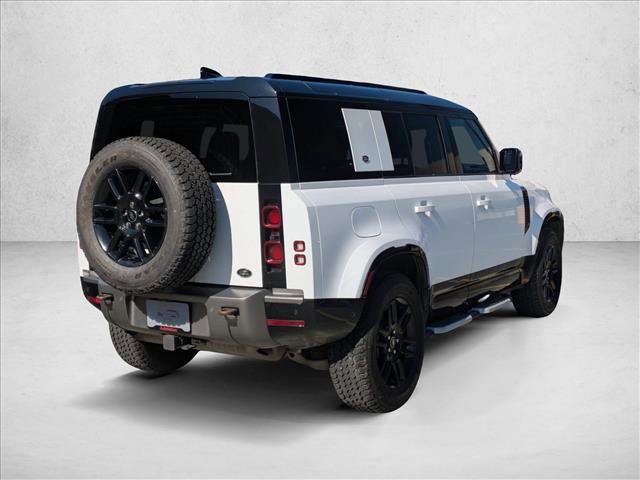 Used 2022 Land Rover Defender 110 X-Dynamic HSE AWD/4WD image 5