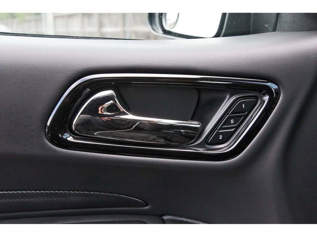 Used 2022 Dodge Durango R/T AWD/4WD image 23