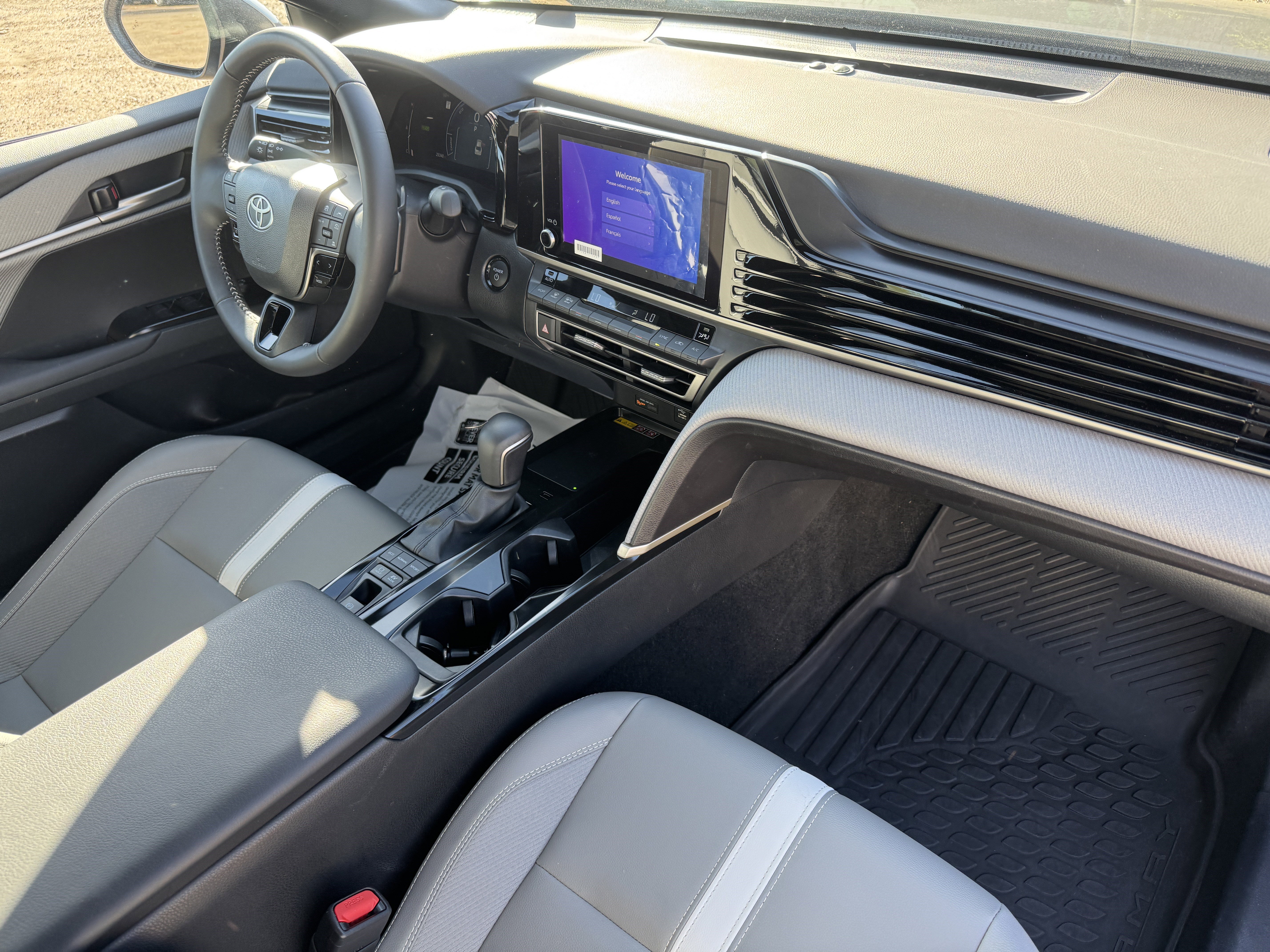 Certified 2025 Toyota Camry SE AWD/4WD image 19
