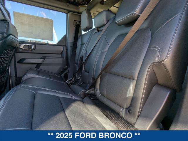 New 2025 Ford Bronco Badlands AWD/4WD image 18