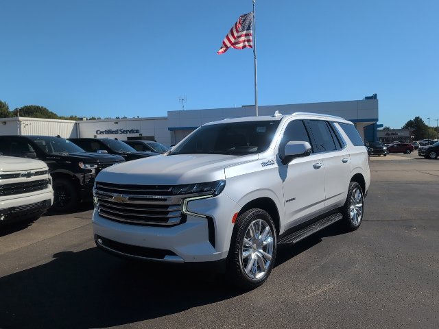 Used 2022 Chevrolet Tahoe High Country AWD/4WD image 2