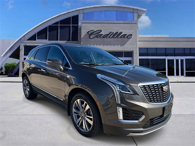 Used 2020 Cadillac XT5 Premium Luxury image 3