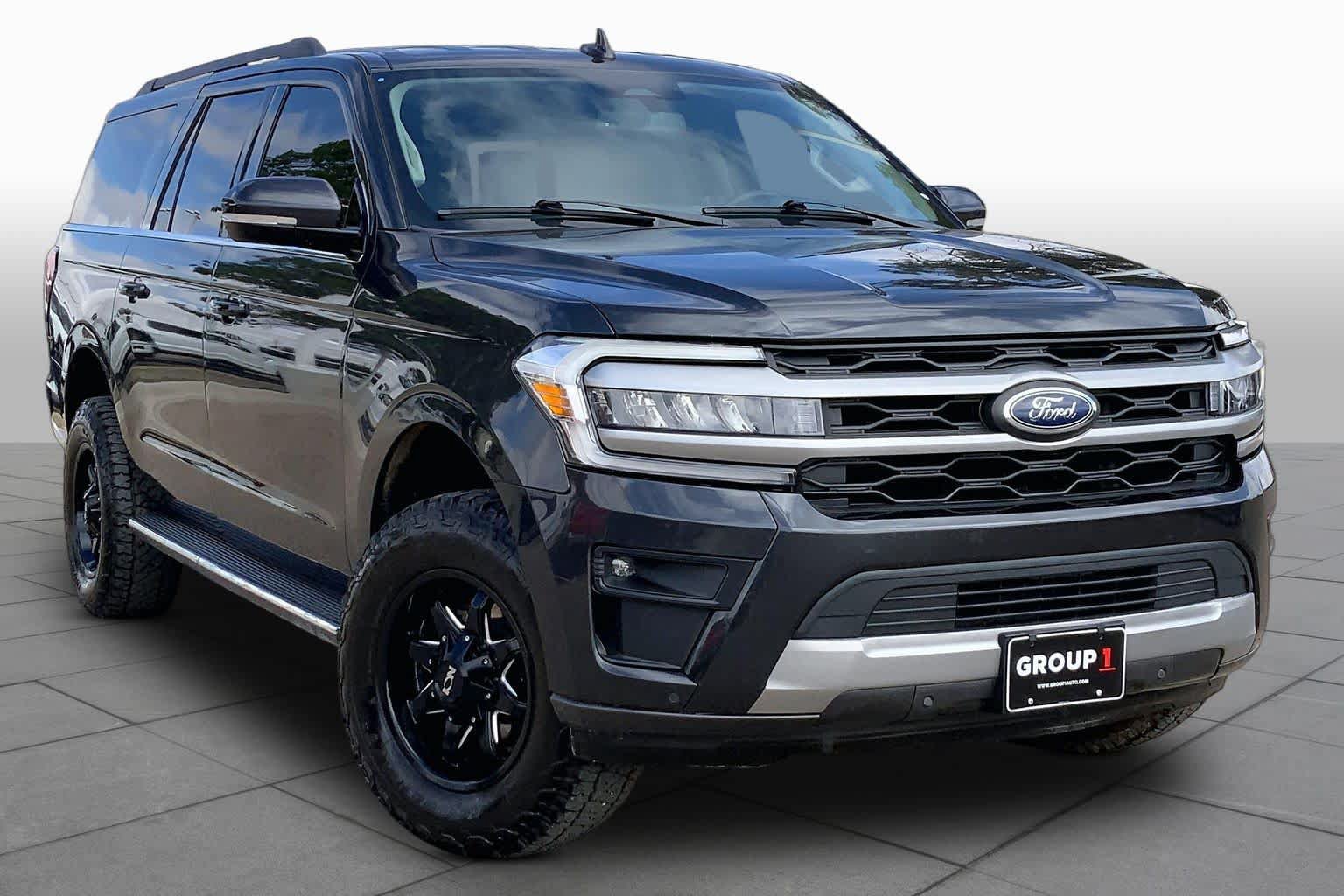 Certified 2022 Ford Expedition Max XLT RWD image 3