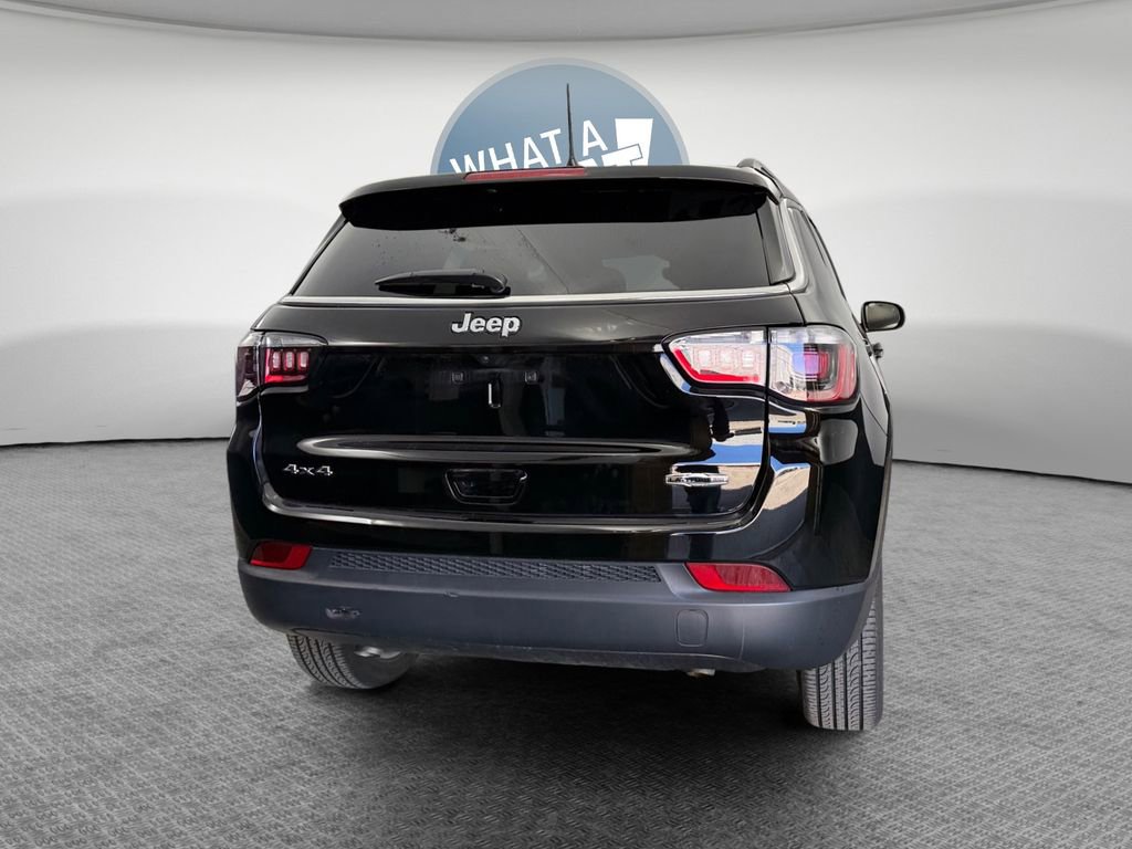 Used 2024 Jeep Compass Latitude image 5