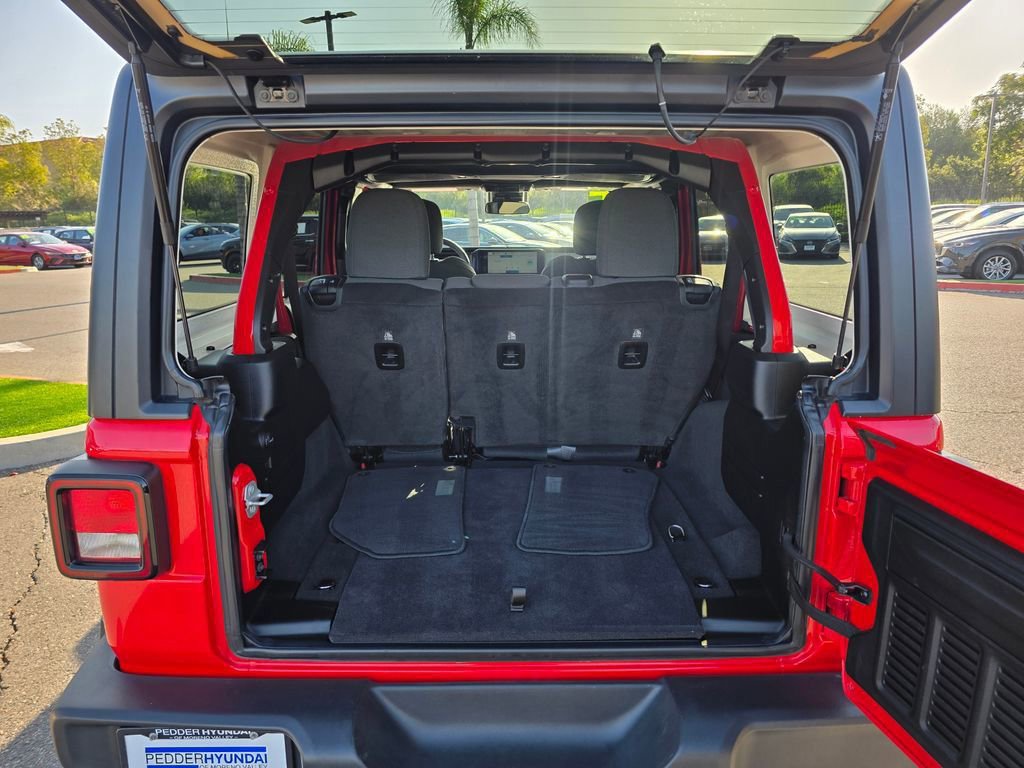 Used 2025 Jeep Wrangler Unlimited Sport AWD/4WD image 13