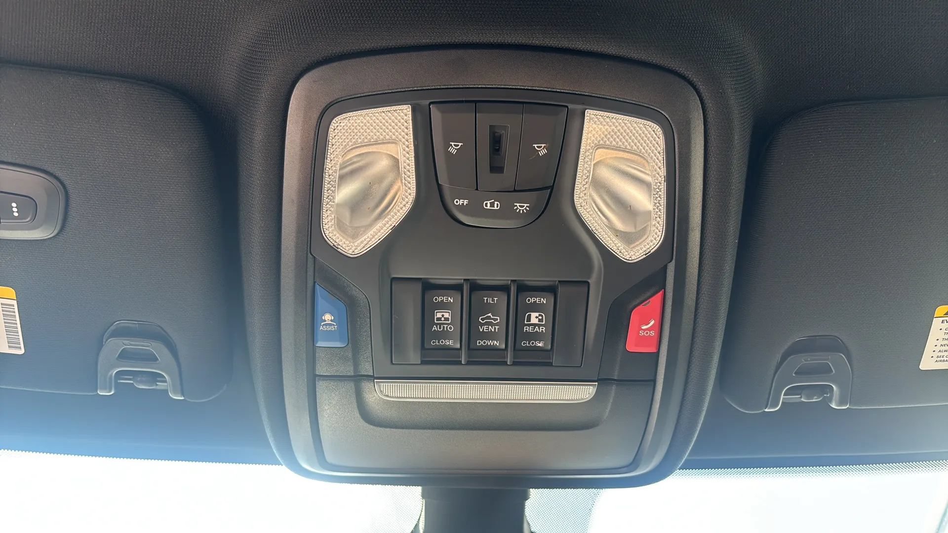 Used 2022 RAM 3500 Big Horn w/ Level C Equiment Group AWD/4WD image 30