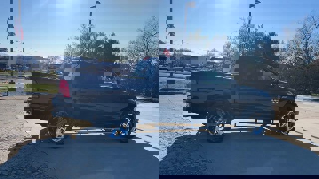 Used 2015 RAM 1500 Express image 9