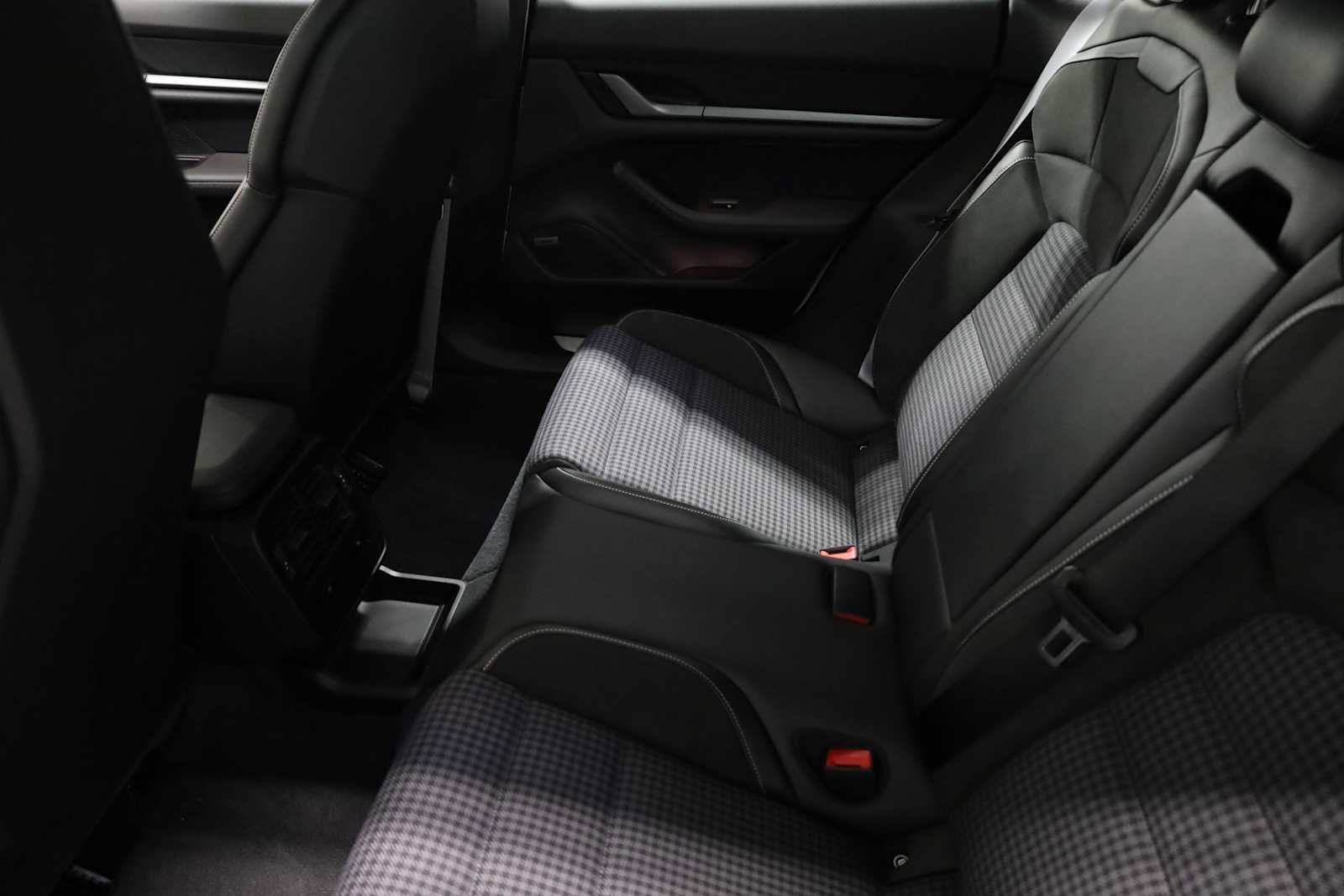 Certified 2025 Porsche Taycan image 36